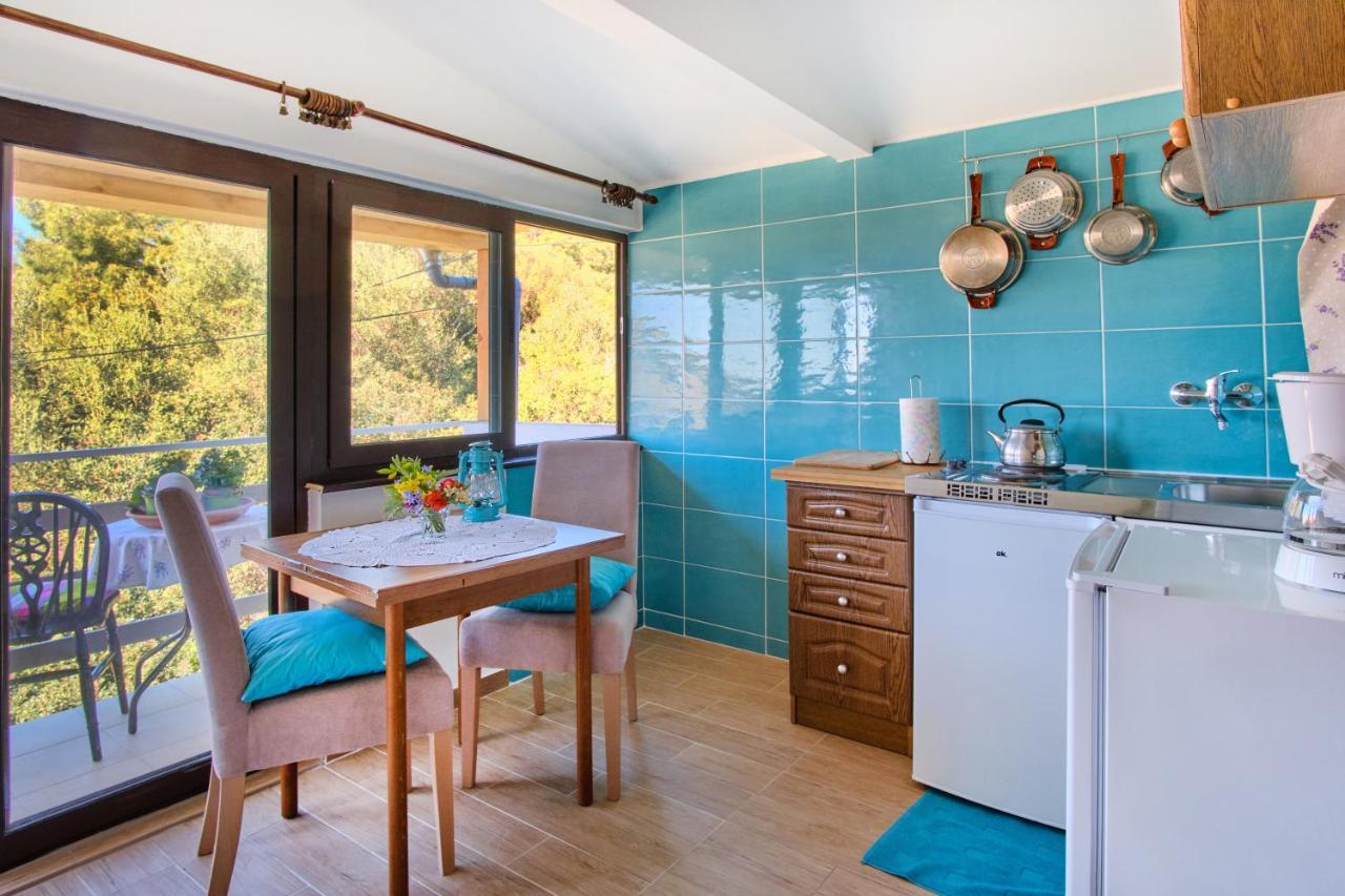 Apartments Mirella Mali Lošinj Εξωτερικό φωτογραφία