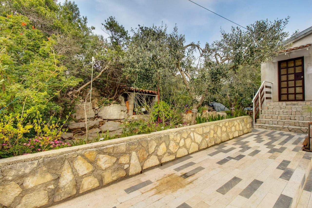 Apartments Mirella Mali Lošinj Εξωτερικό φωτογραφία